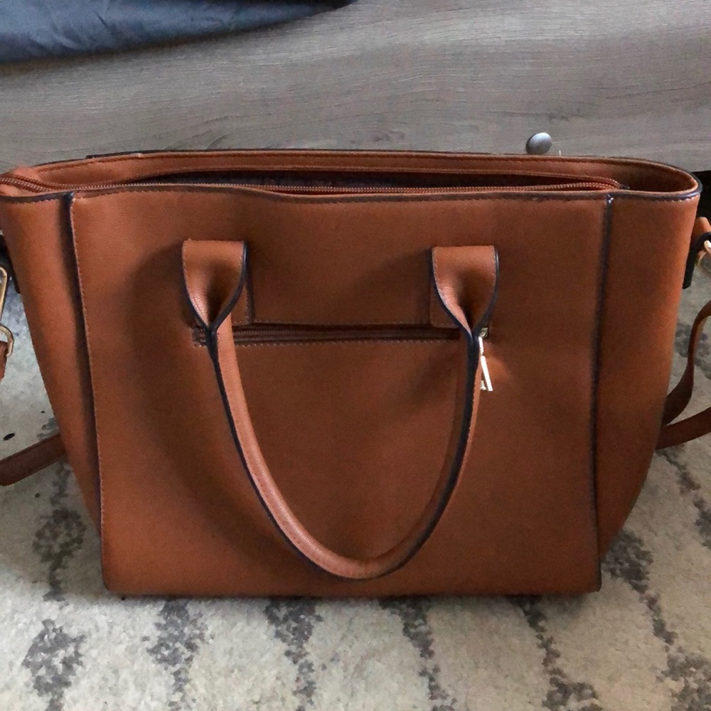 Shoulder bag